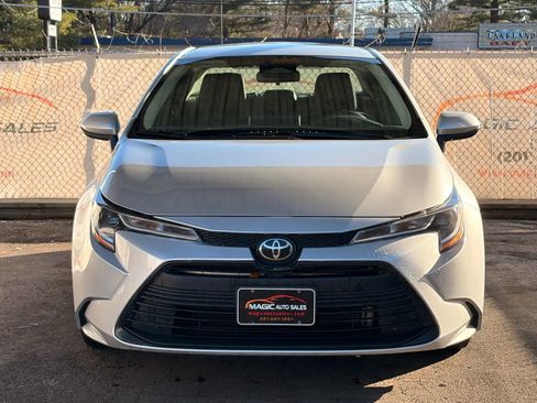 Used 2024 Toyota Corolla LE image 50