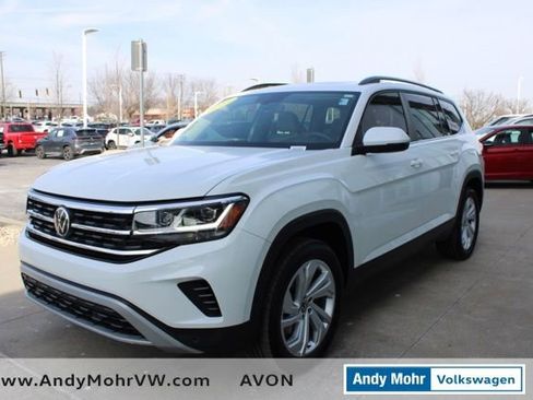 Used 2023 Volkswagen Atlas SE image 3