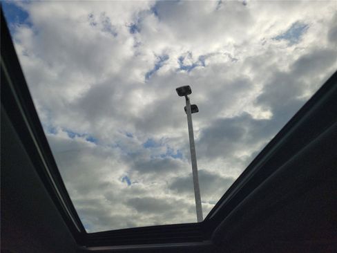 New 2026 GMC Canyon Denali image 25