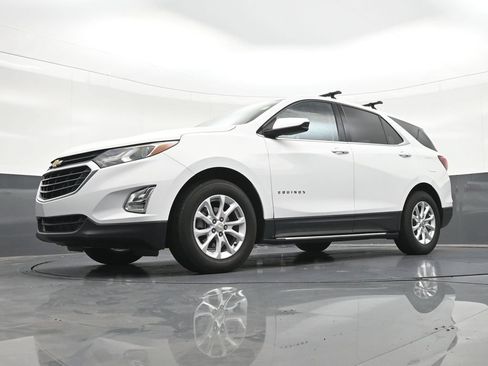 Used 2019 Chevrolet Equinox LT w/ LPO, Hit The Road Package FWD image 23