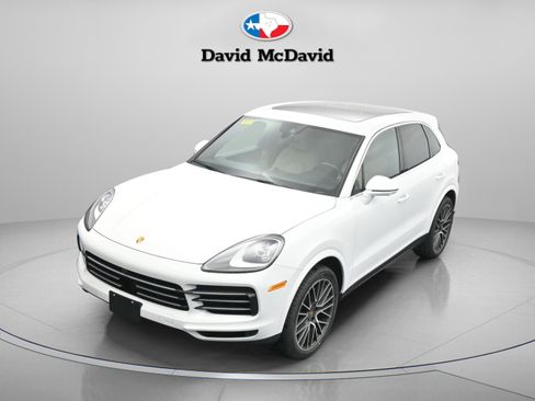Used 2022 Porsche Cayenne image 30