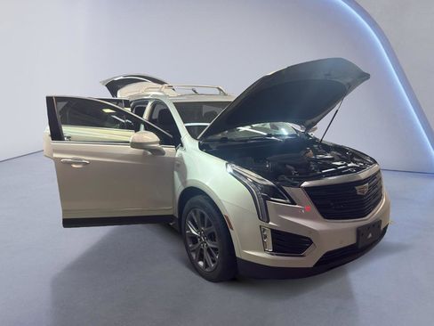 Used 2019 Cadillac XT5 Luxury w/ Sport Package image 7