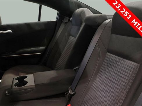 Used 2023 Dodge Charger SXT image 17
