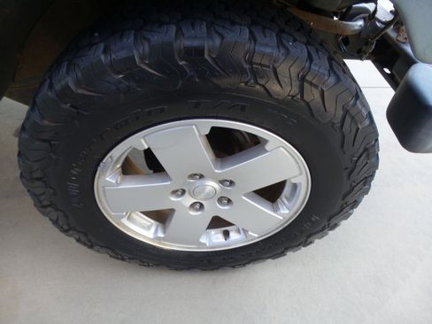 Used 1999 Jeep Wrangler Sport image 12