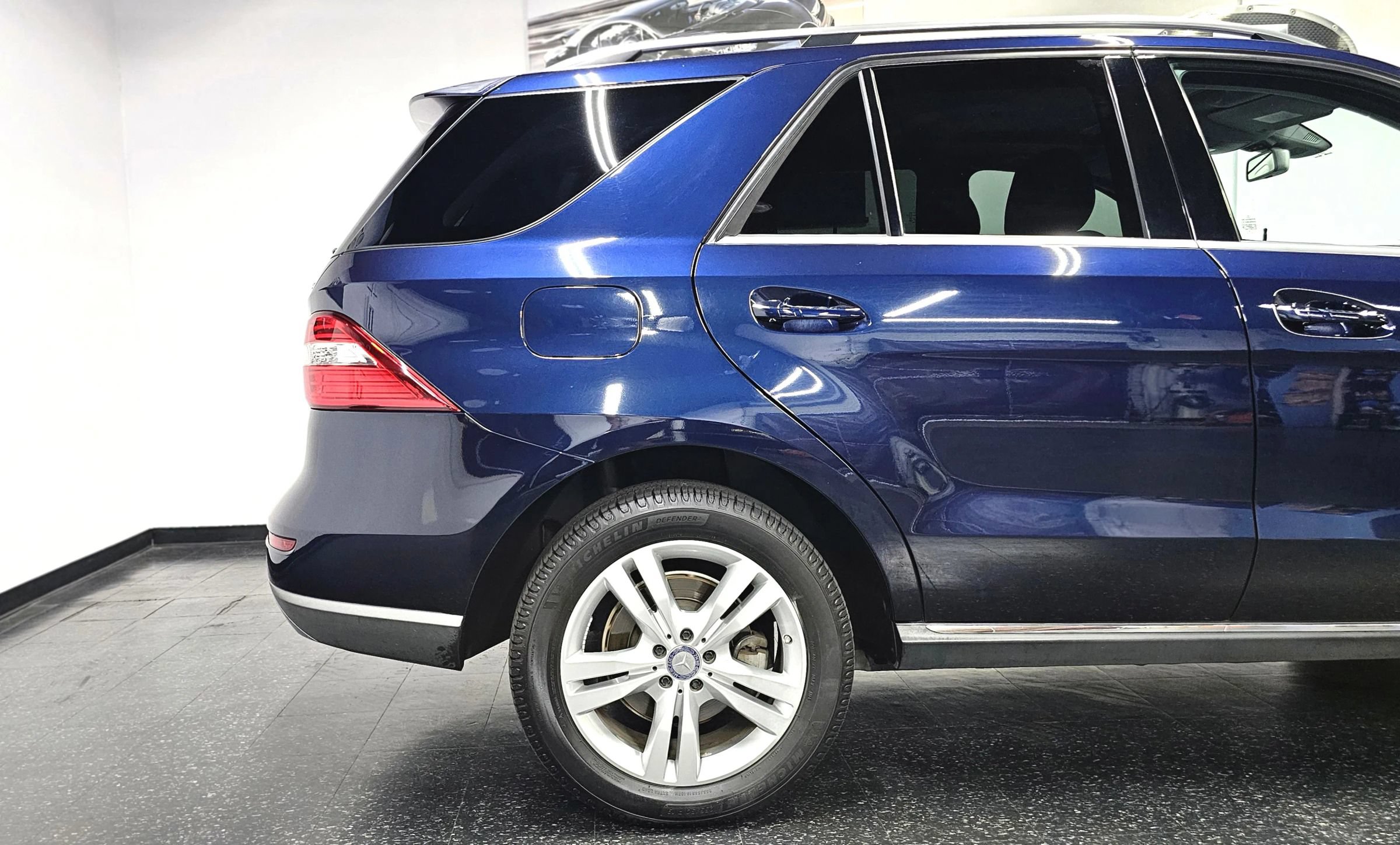 Used 2013 Mercedes-Benz ML 350 4MATIC image 23