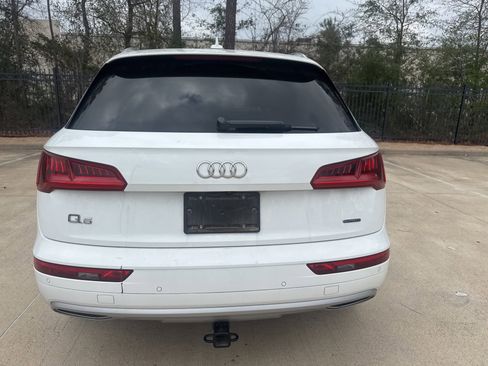 Used 2019 Audi Q5 2.0T Premium Plus w/ Premium Plus Package image 5