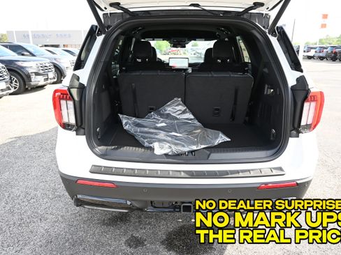 New 2026 Ford Explorer ST-Line RWD image 6