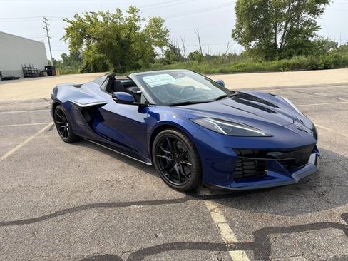 New 2027 Chevrolet Corvette Grand Sport RWD image 35
