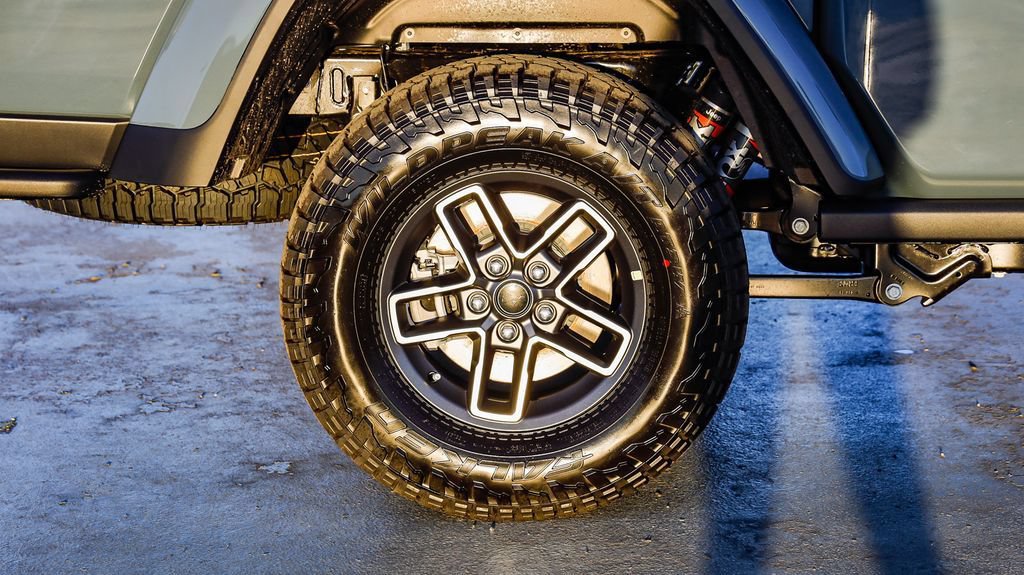 New 2026 Jeep Gladiator Mojave AWD/4WD image 12