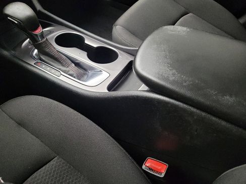 Used 2021 Chevrolet Malibu RS image 26