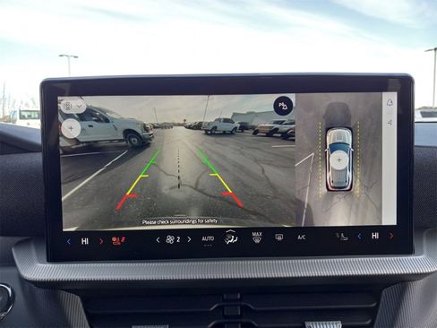 Used 2025 Ford Explorer ST-Line w/ ST-Line Street Pack image 22