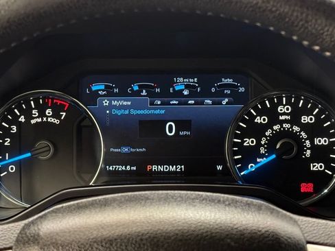Used 2015 Ford F150 Lariat w/ Equipment Group 502A Luxury AWD/4WD image 35