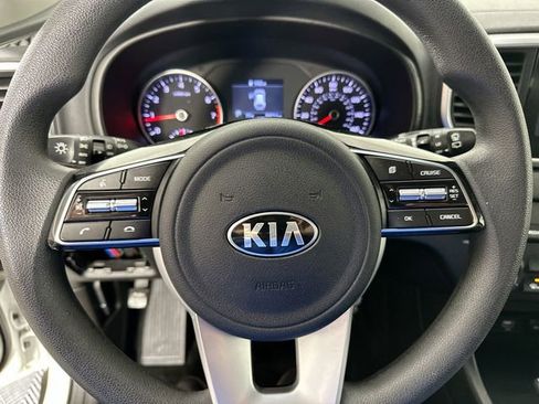 Used 2020 Kia Sportage LX image 18