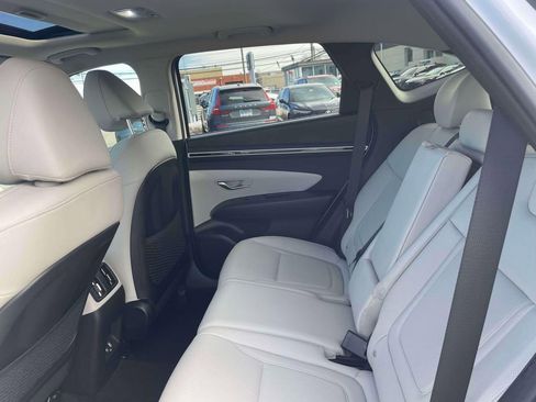 Used 2023 Hyundai Tucson SEL w/ Convenience Package image 12