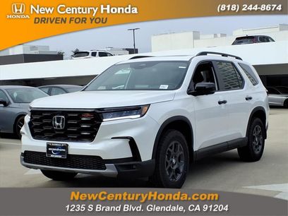 New 2025 Honda Pilot TrailSport