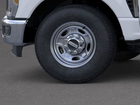 New 2026 Ford F250 XL image 19