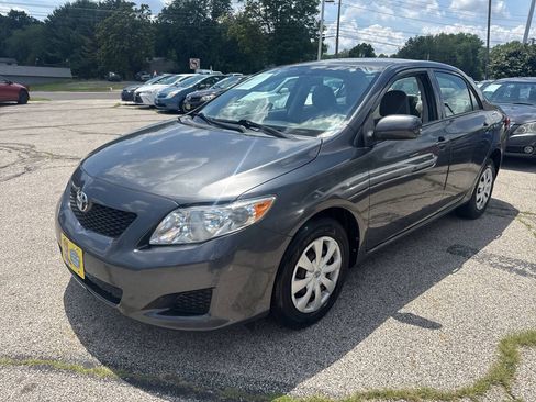 Used 2010 Toyota Corolla LE FWD image 10