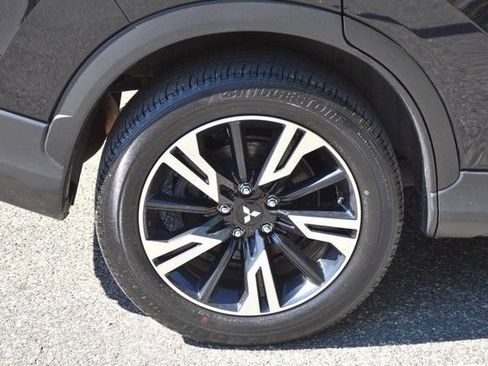 Used 2024 Mitsubishi Eclipse Cross SE AWD/4WD image 11
