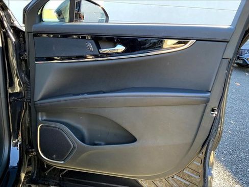 Used 2022 Lincoln Nautilus AWD w/ Premium Package image 21