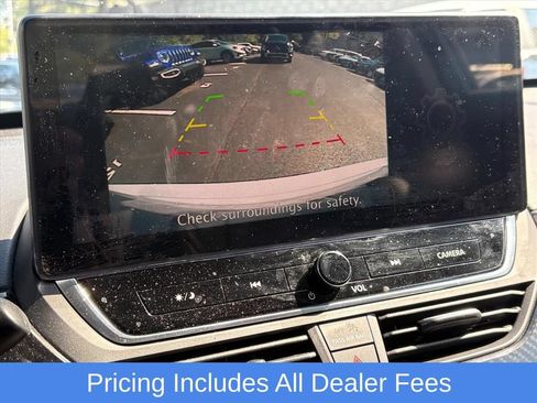 Used 2024 Nissan Altima 2.5 SR w/ SR Premium Package AWD/4WD image 10