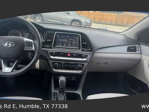 Used 2018 Hyundai Sonata SE FWD image 9