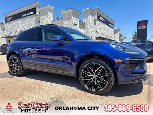 Used 2024 Porsche Macan w/ Smoking Package AWD/4WD image 1