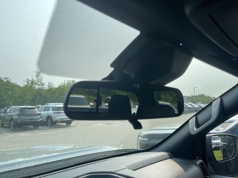 New 2025 Nissan Frontier PRO-4X image 25