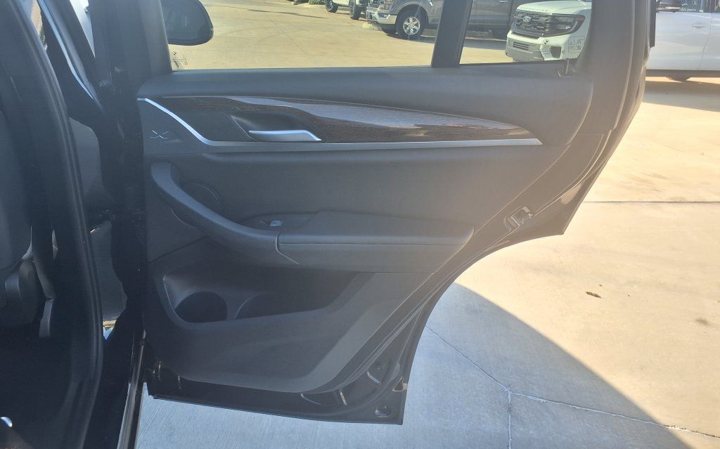 Used 2023 BMW X3 sDrive30i w/ Premium Package RWD image 15