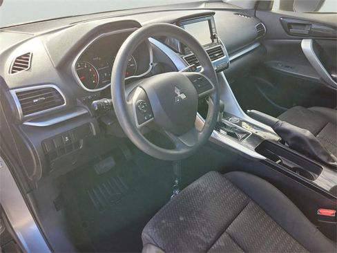Used 2020 Mitsubishi Eclipse Cross ES image 9