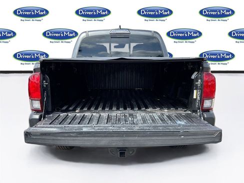 Used 2019 Toyota Tacoma SR5 RWD image 23
