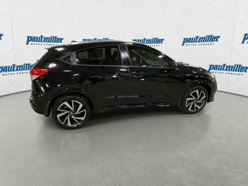 Used 2019 Honda HR-V Sport image 12