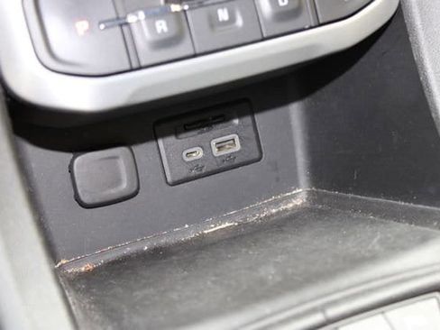 Used 2020 GMC Acadia SLT image 27