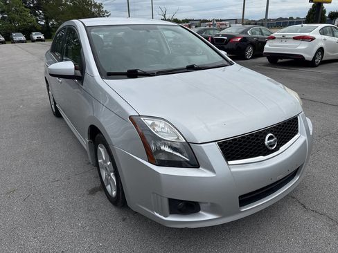 Used 2012 Nissan Sentra 2.0 SR FWD image 3