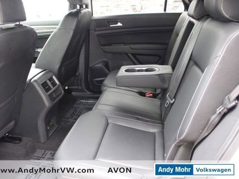 Used 2020 Volkswagen Atlas Cross Sport SE w/ Towing Package image 27