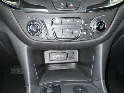 Certified 2023 Chevrolet Equinox LT image 13