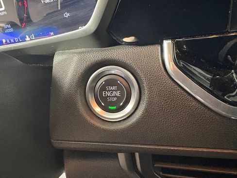 Used 2024 Chevrolet Colorado Trail Boss image 21