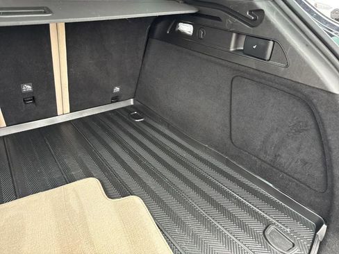 Used 2023 Maserati Grecale GT image 20