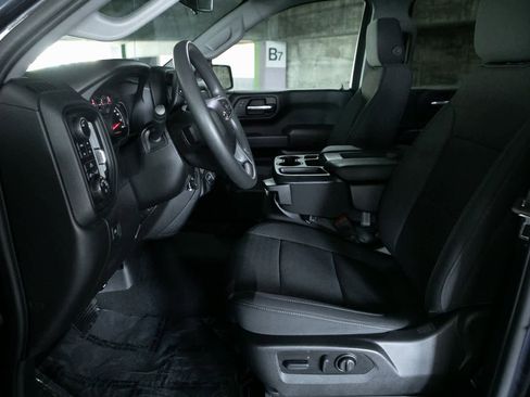 Used 2022 Chevrolet Silverado 1500 Custom Trail Boss w/ Safety Confidence Package image 5