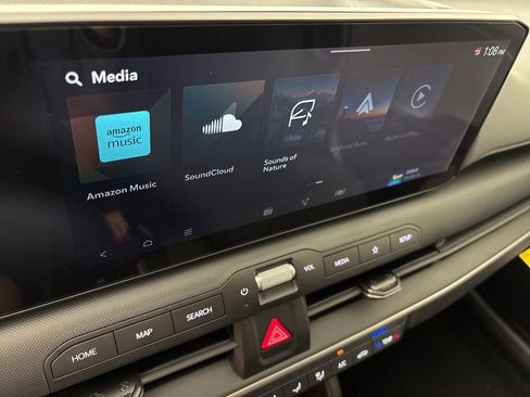 New 2026 Kia K4 LXS image 27