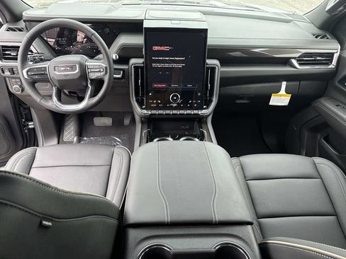 Used 2026 GMC Yukon XL Elevation image 20
