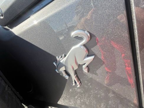 Used 2022 Ford Bronco Black Diamond image 11