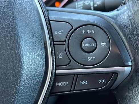 Used 2024 Toyota Camry XLE FWD image 39