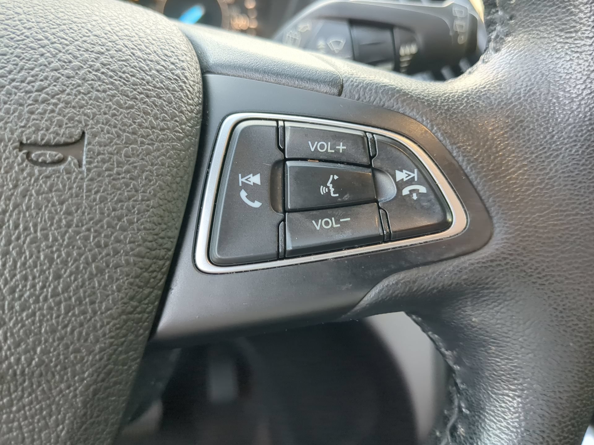 Used 2019 Ford Escape SEL FWD image 66