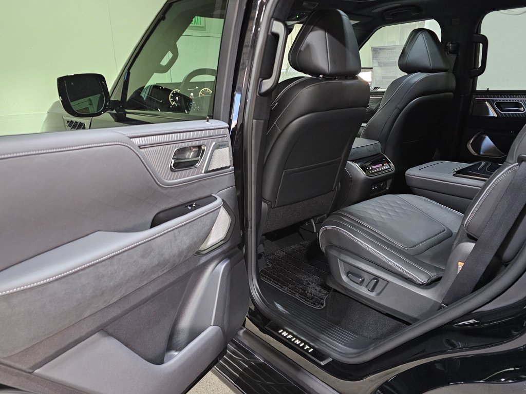 New 2026 INFINITI QX80 Autograph w/ Premium Cargo Package AWD/4WD image 24