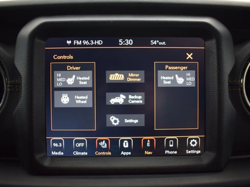 Used 2021 Jeep Wrangler Unlimited Sahara image 17