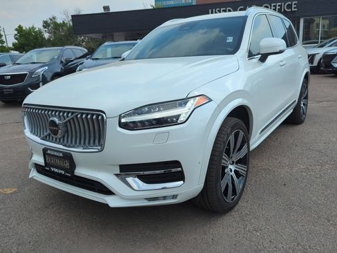Used 2023 Volvo XC90 B6 Ultimate w/ Protection Package Premier AWD/4WD image 3