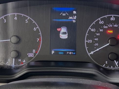 Used 2025 Toyota Corolla LE FWD image 22