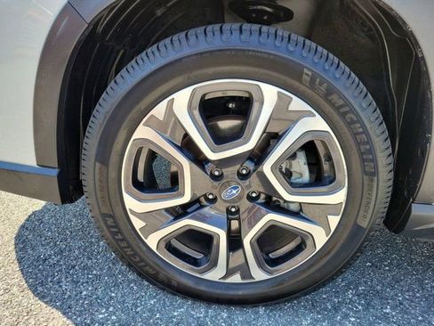 Used 2023 Subaru Ascent Limited w/ Technology Package AWD/4WD image 17