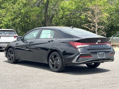 New 2026 Hyundai Elantra Sport FWD image 30