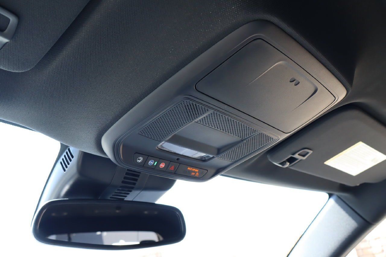 Used 2026 Buick Enclave Preferred FWD image 28